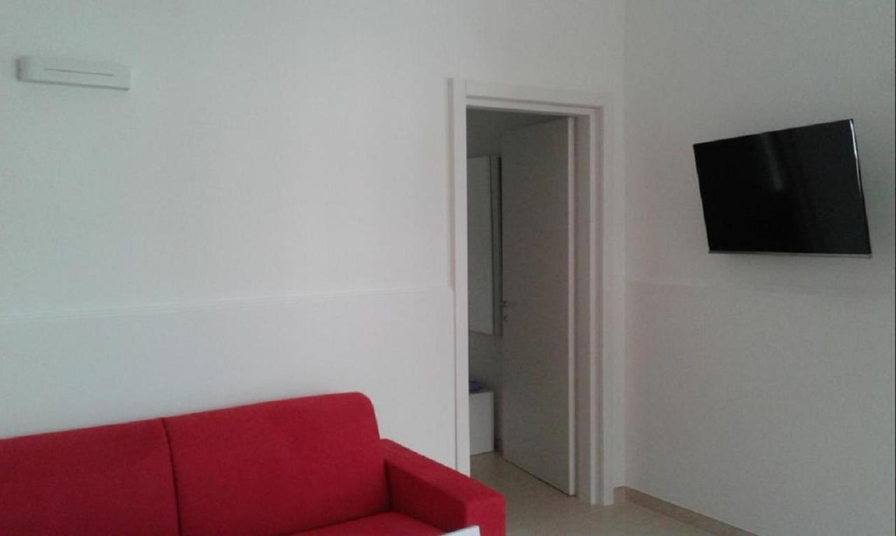 Malvarosa Apartments Порто Чезарео Екстериор снимка